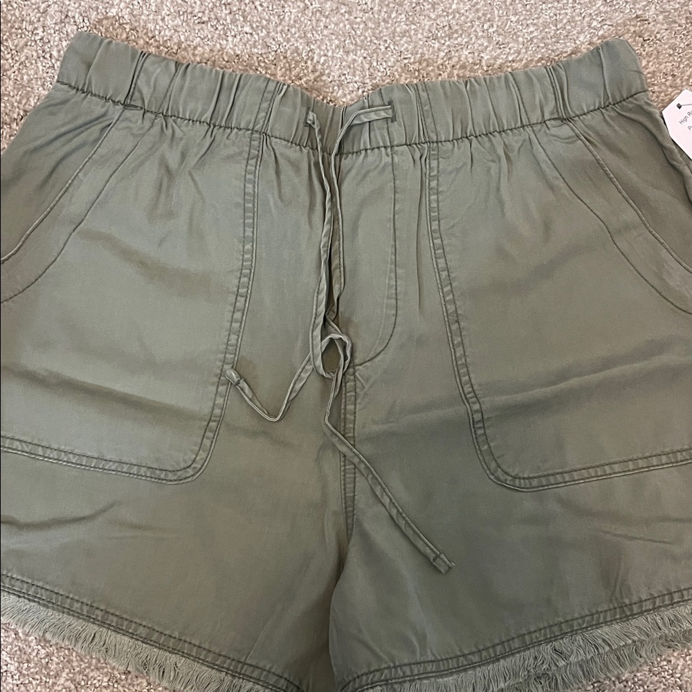 Time and Tru Olive Cargo Shorts